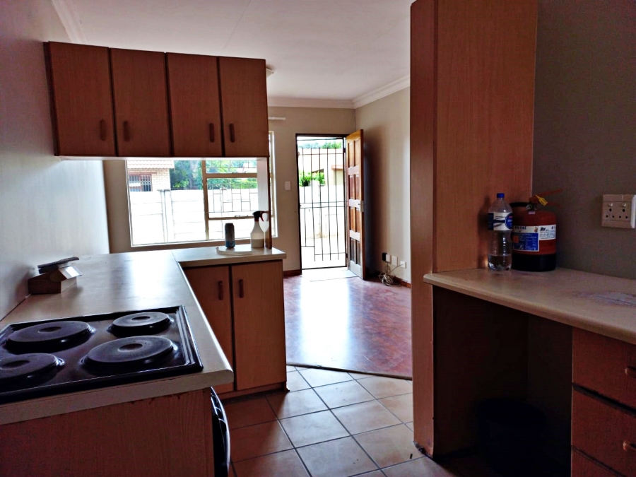 To Let 2 Bedroom Property for Rent in Langenhovenpark Free State